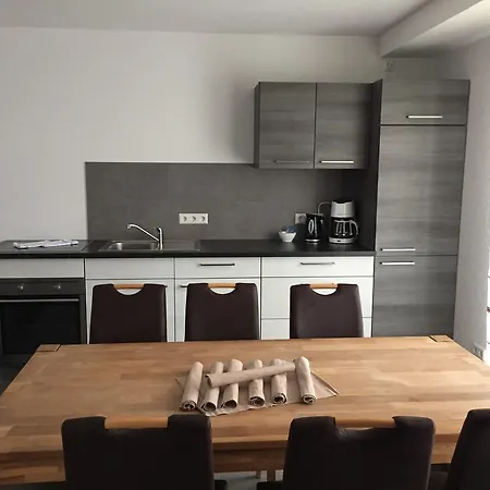 Hilda Apartment *